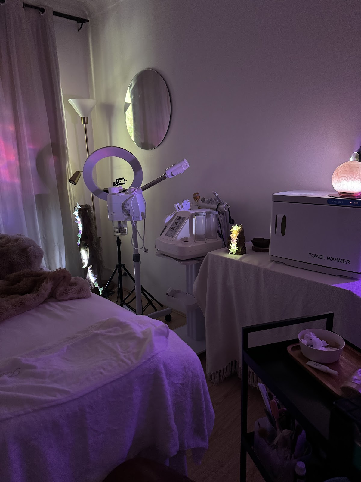 N2 Beauty Studio treatment room